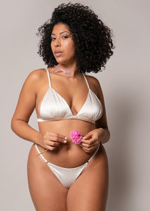 Fearlessly Soft Strappy Tanga – Weiss